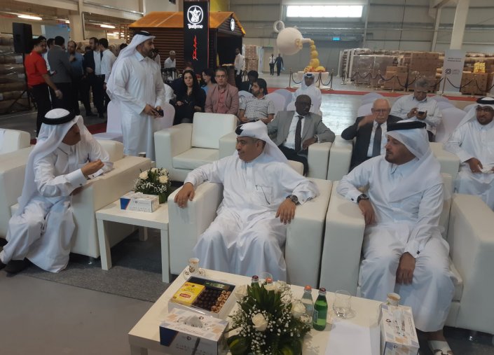 جانب من افتتاح قطر أول مصنع لإنتاج الشاي بعلامتيه ليبتون وريد ليبول